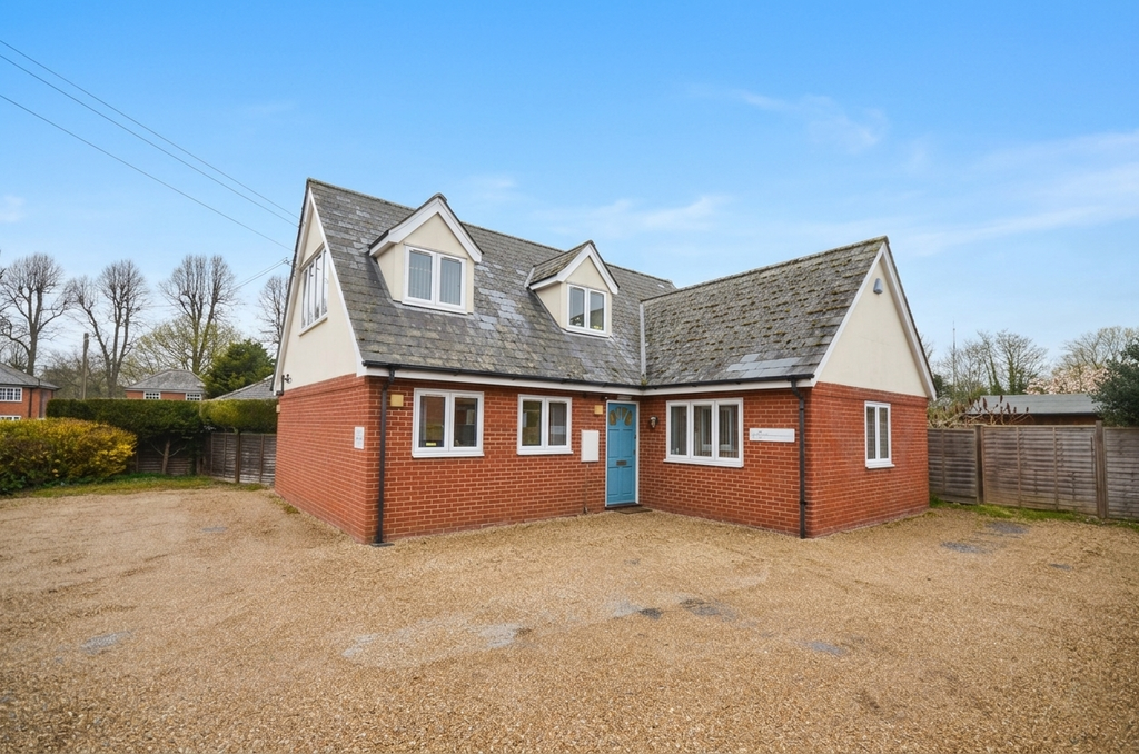 Property photo 1 of 8