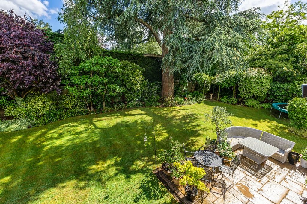 Property photo 2 of 16 Picture No. 20