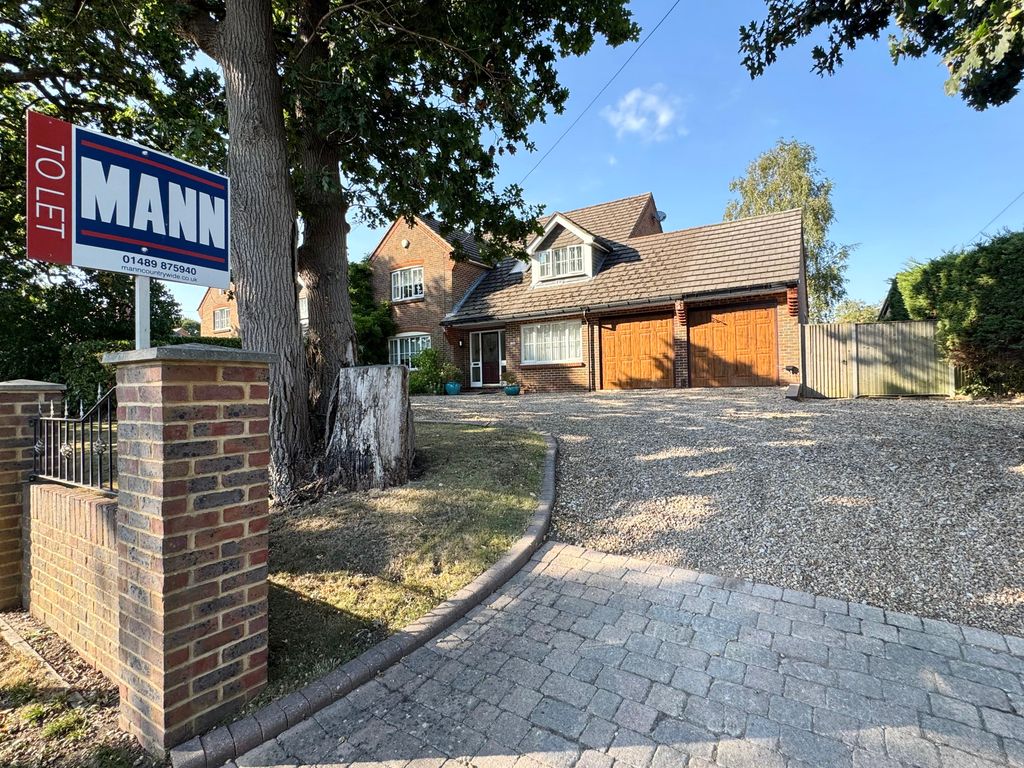 Property photo 1 of 15 Front
