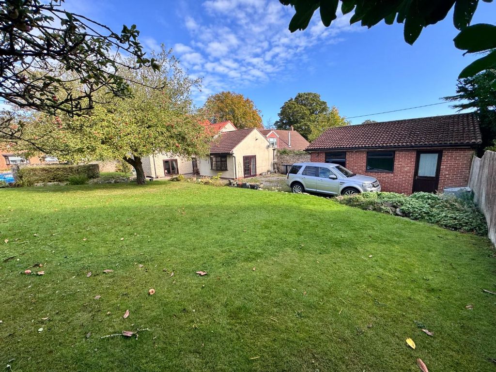 Property photo 3 of 35 External