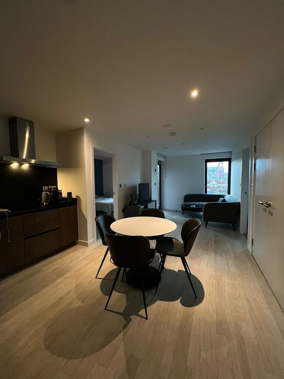 Property photo 3 of 17 Kitchen Dinning