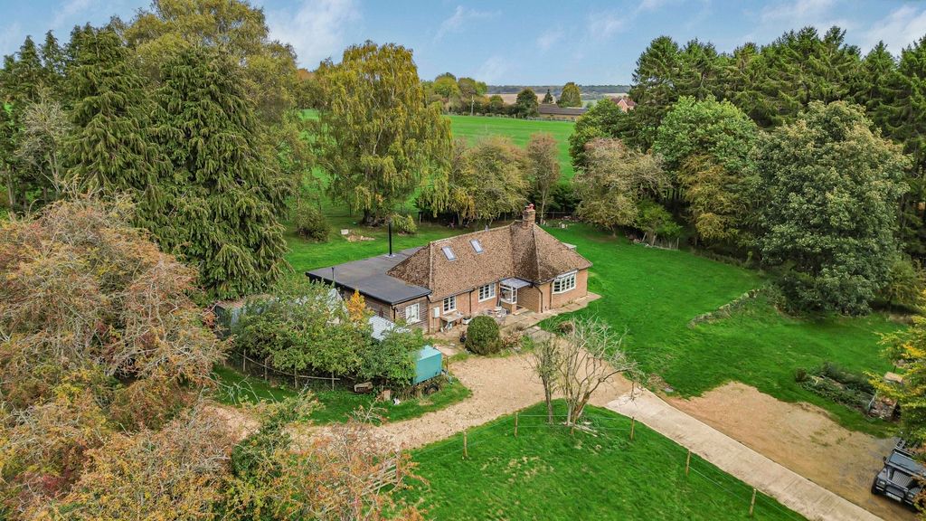 Property photo 1 of 28 Aerial