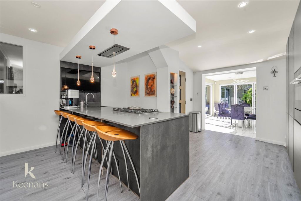 Property photo 3 of 71 3.Jpg