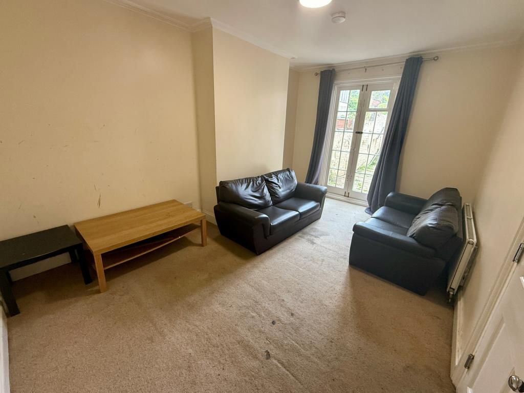 Property photo 2 of 11 Communal Living Room