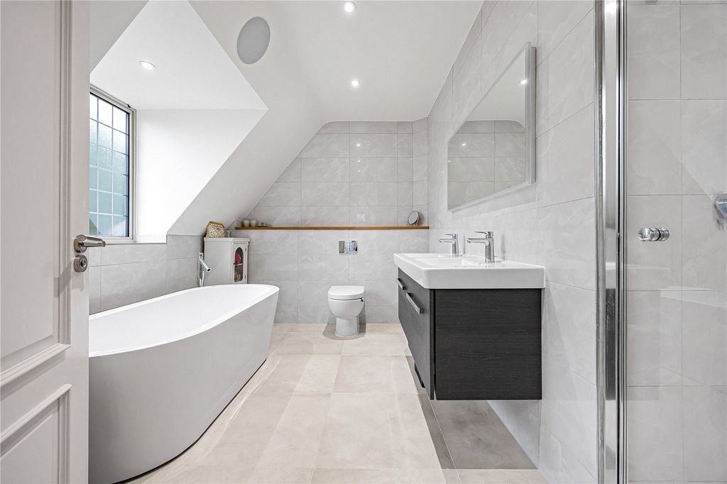 Additional image 12 of 5 bed detached house for saleGreen Lane, Maidenhead, Berkshire SL6