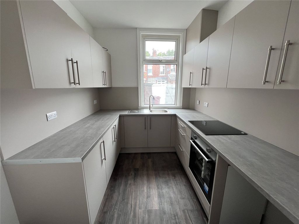Property photo 3 of 12 Picture No. 05