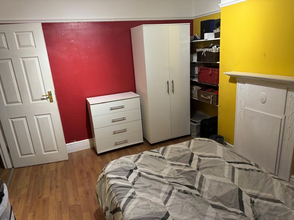 Property photo 2 of 6 Photo 2