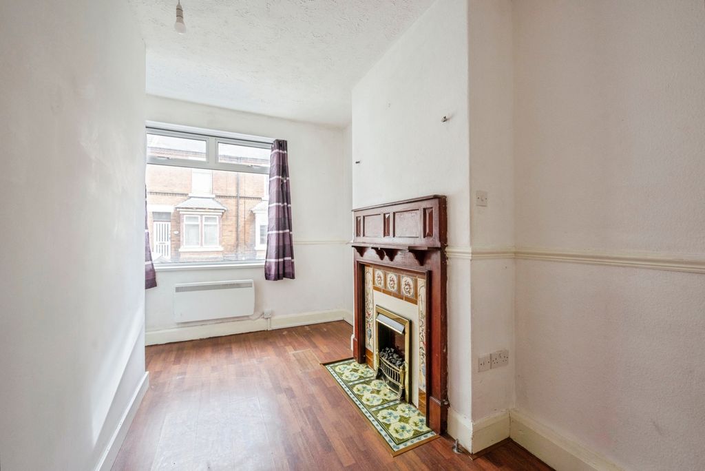 Property photo 2 of 17 Reception Room
