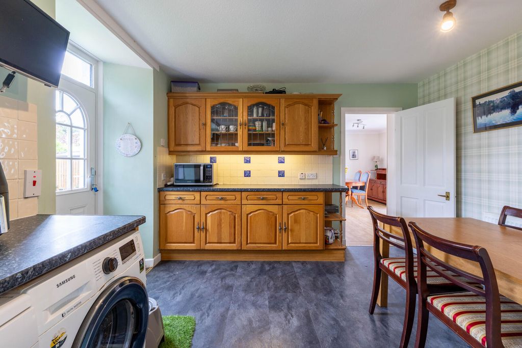 Property photo 3 of 24 Kitchen