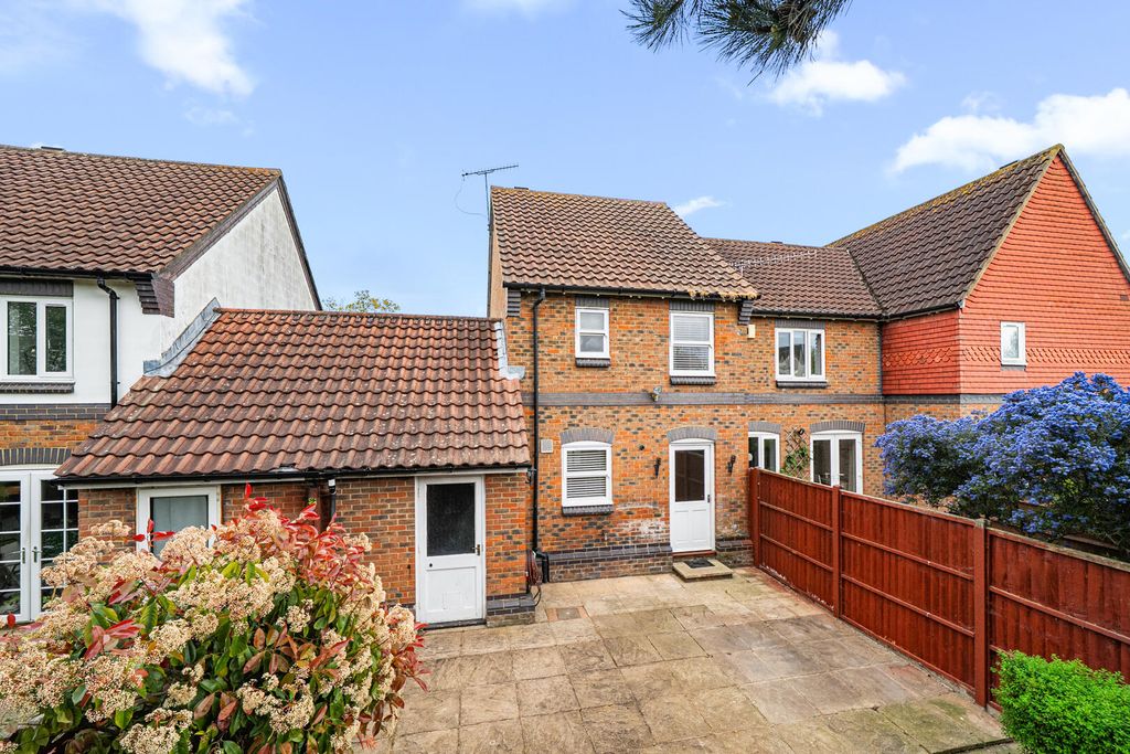 Property photo 1 of 18 Rear Garden