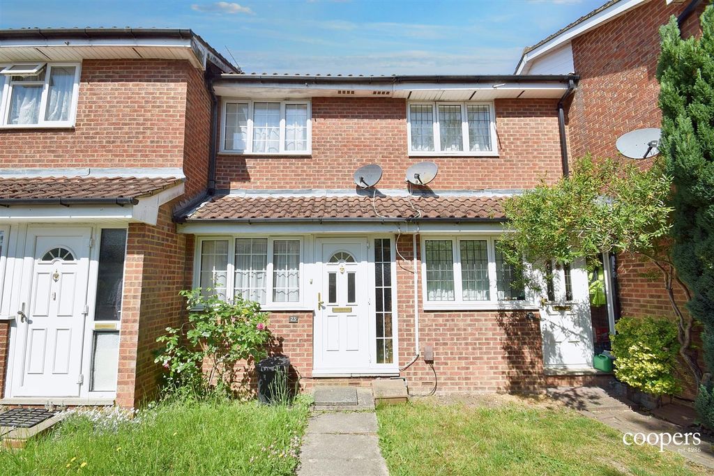 Property photo 1 of 9 External