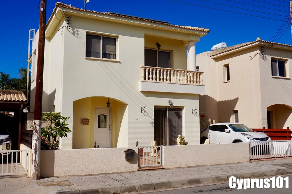 Property photo 1 of 36