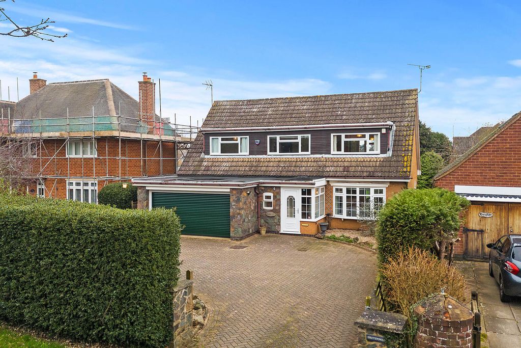 Property photo 1 of 32 Front