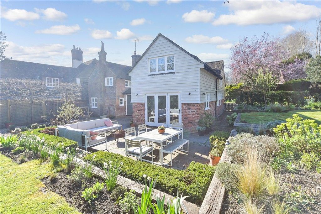 Property photo 2 of 18 Rear Garden