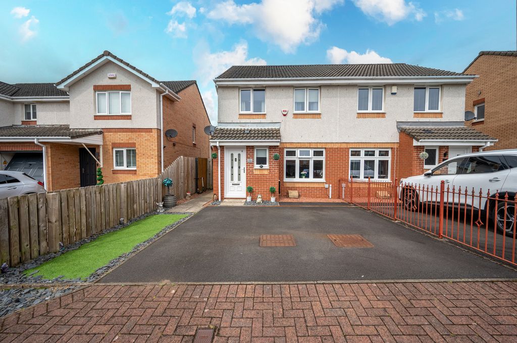 Property photo 1 of 29