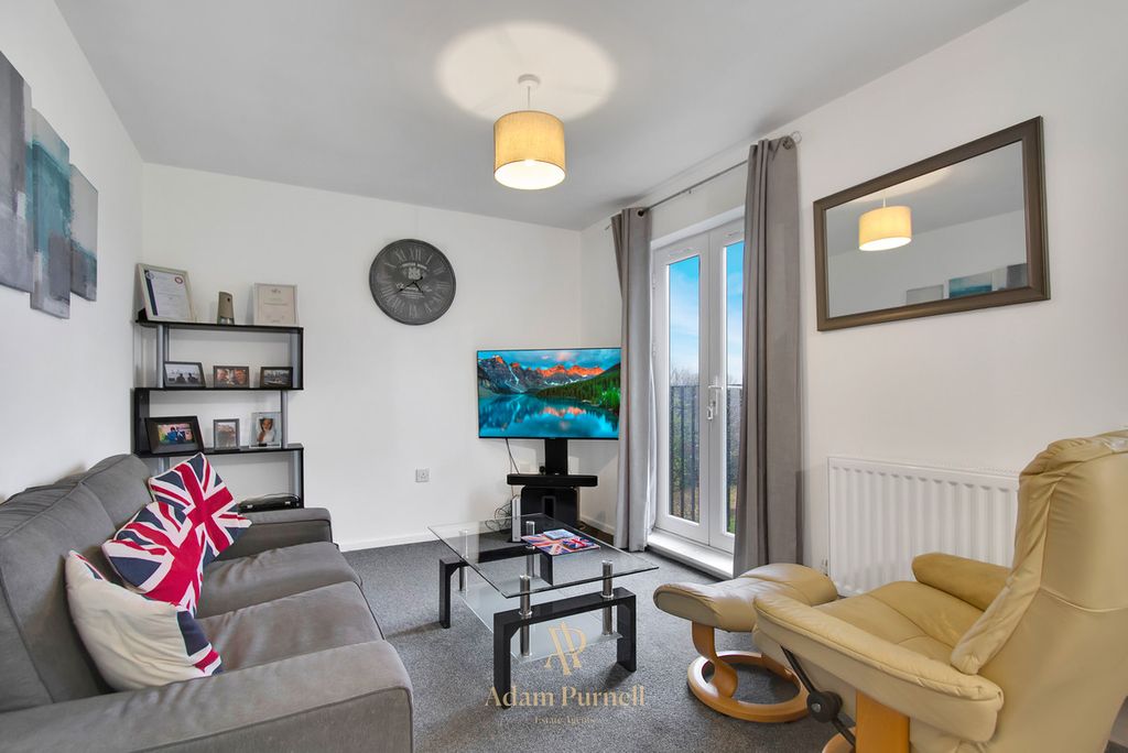 Property photo 2 of 7