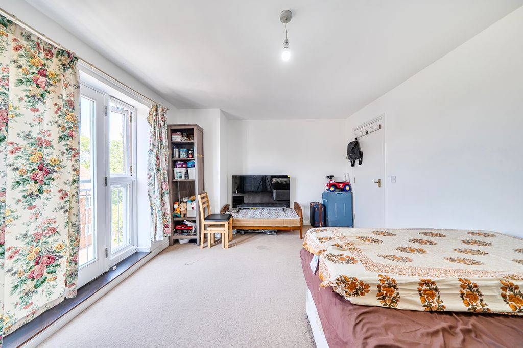 Property photo 1 of 21 1484812 (1)