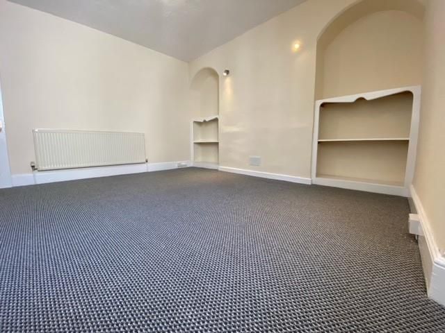 Property photo 3 of 8 Bedroom 1