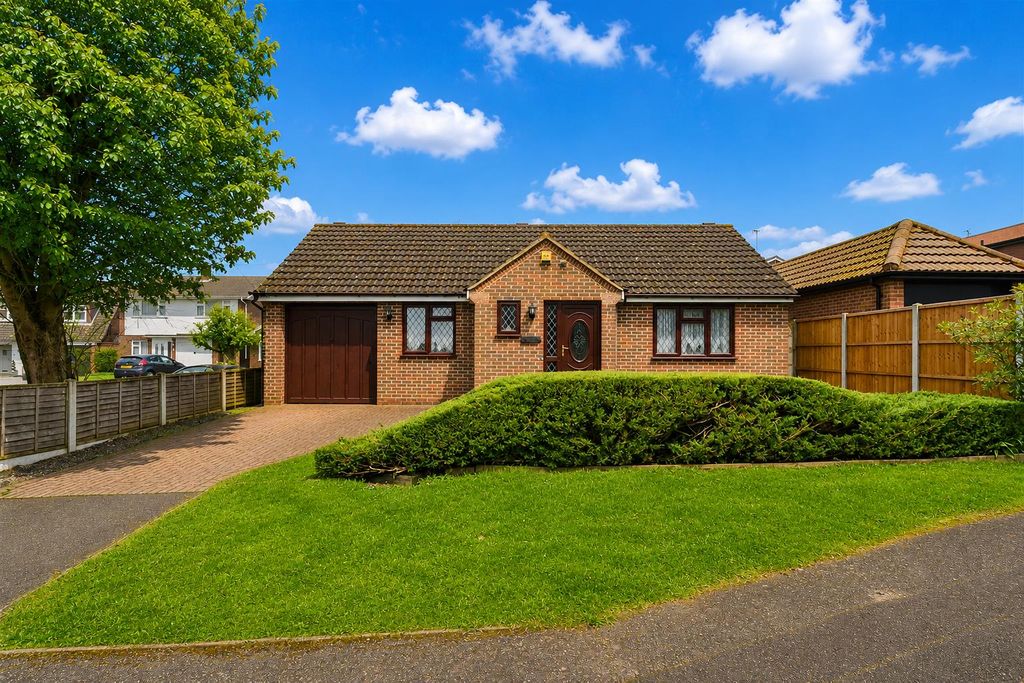 Property photo 1 of 20 25Bf8Ace-A5B2-41A7-91Ac-B27341376d50.Png