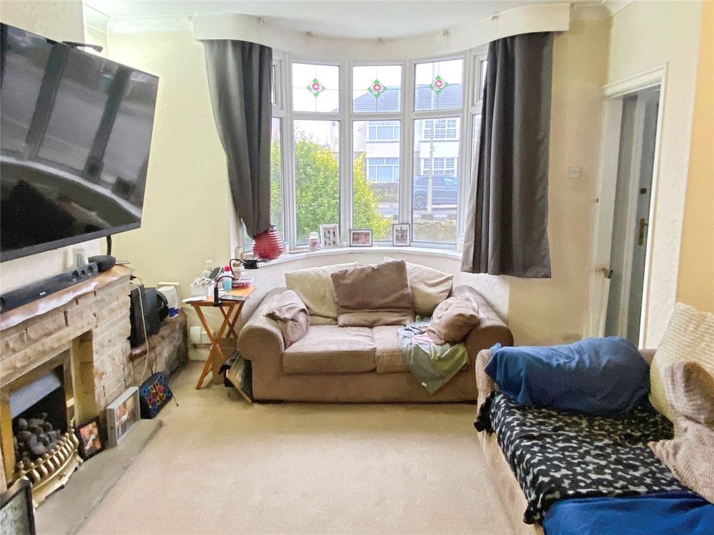 Property photo 3 of 10 Picture No. 05