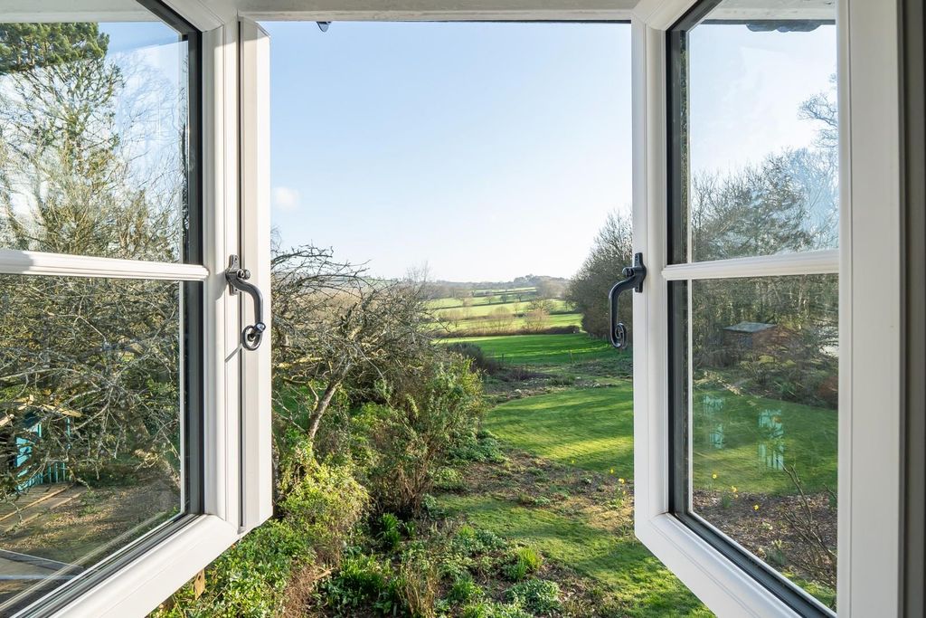 Property photo 2 of 34 1410895-1-69A5d2A19d8B0.Jpg