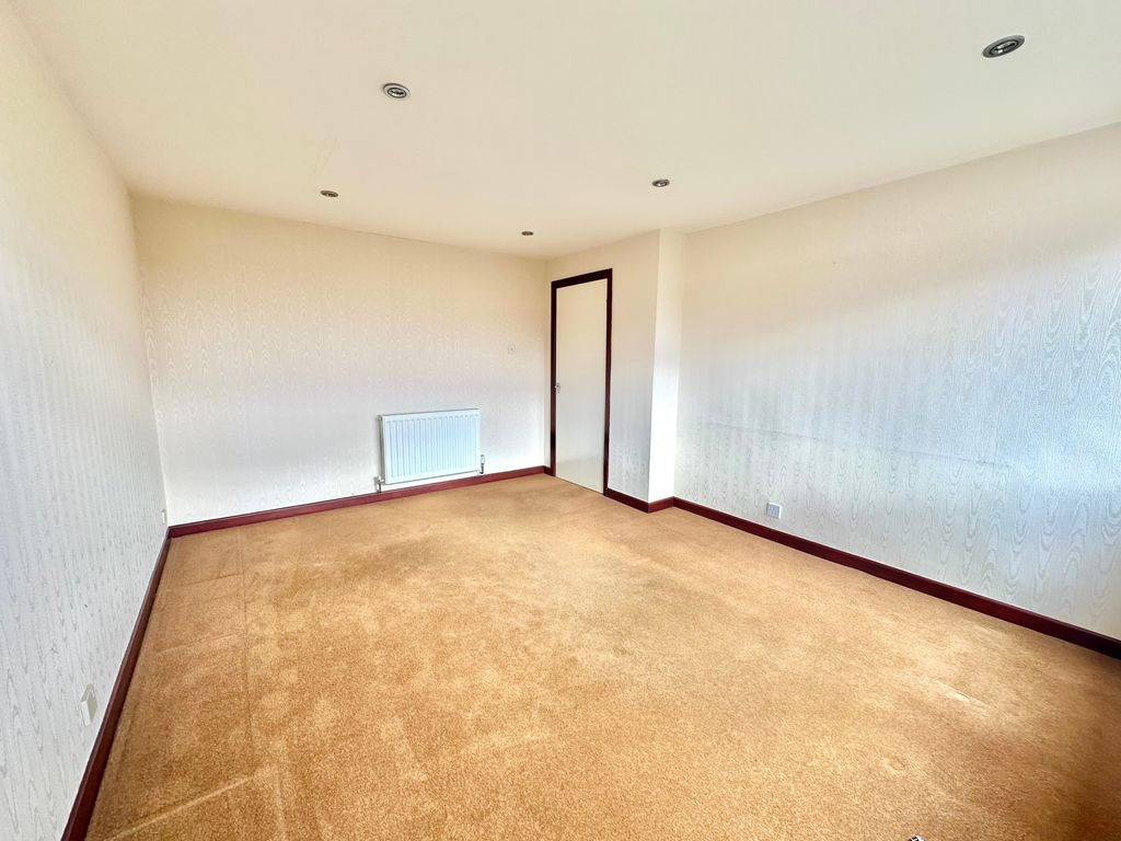 Property photo 2 of 7 Img_1207
