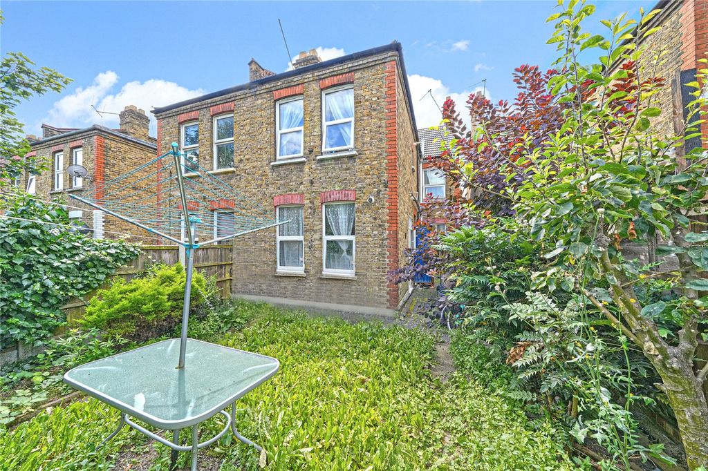 Property photo 2 of 11 Picture No. 11