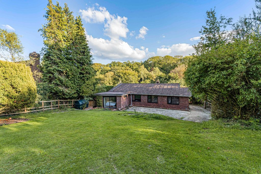 Property photo 1 of 25 Picture No. 27