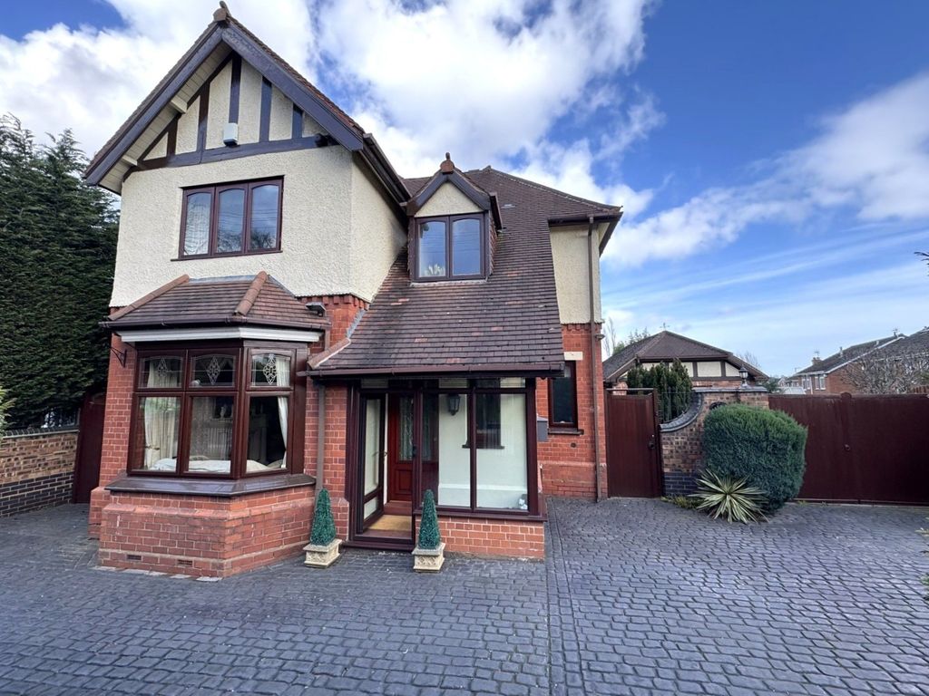 Property photo 2 of 57