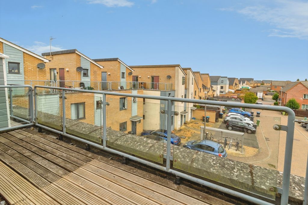 Property photo 3 of 20 Pbox-Img.Jpg