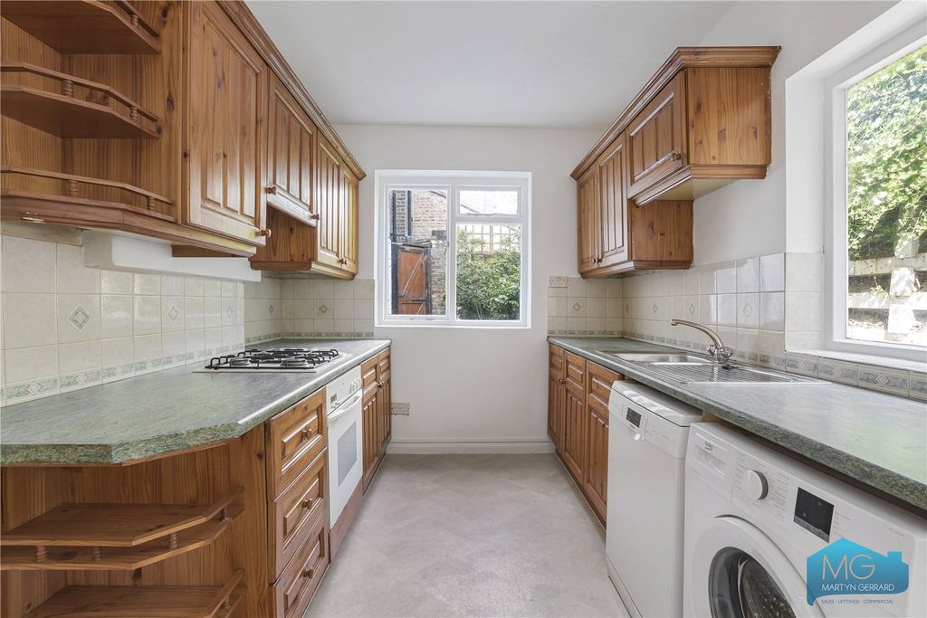 Property photo 2 of 14 Picture No. 06