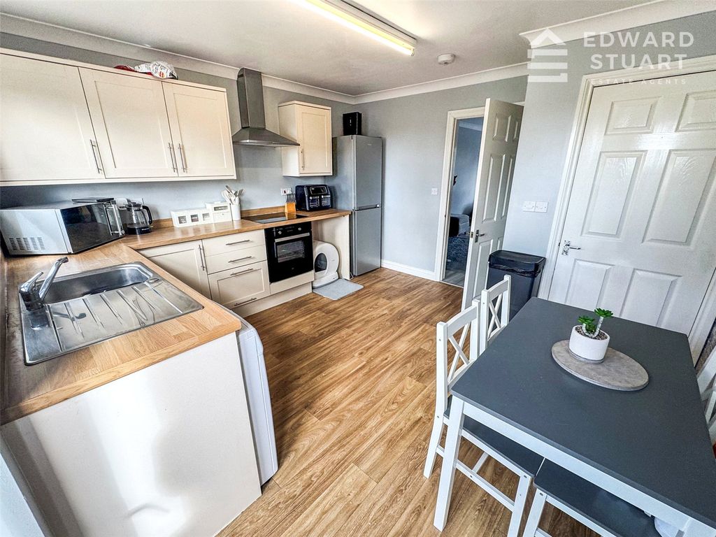 Property photo 2 of 13 Picture No. 03