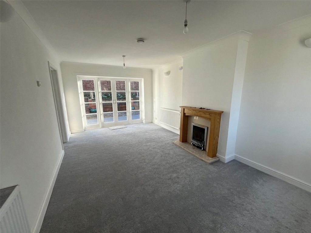 Property photo 2 of 23 Picture No. 42
