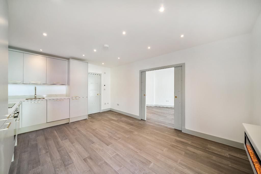 Property photo 3 of 8 Photo 3