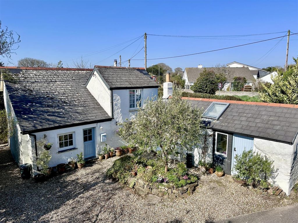 Property photo 3 of 26