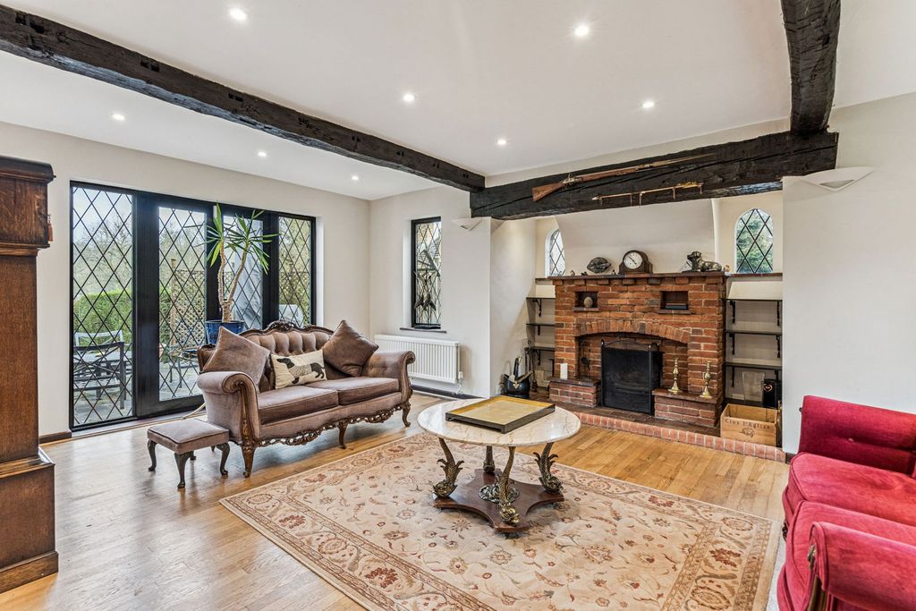 Property photo 3 of 17