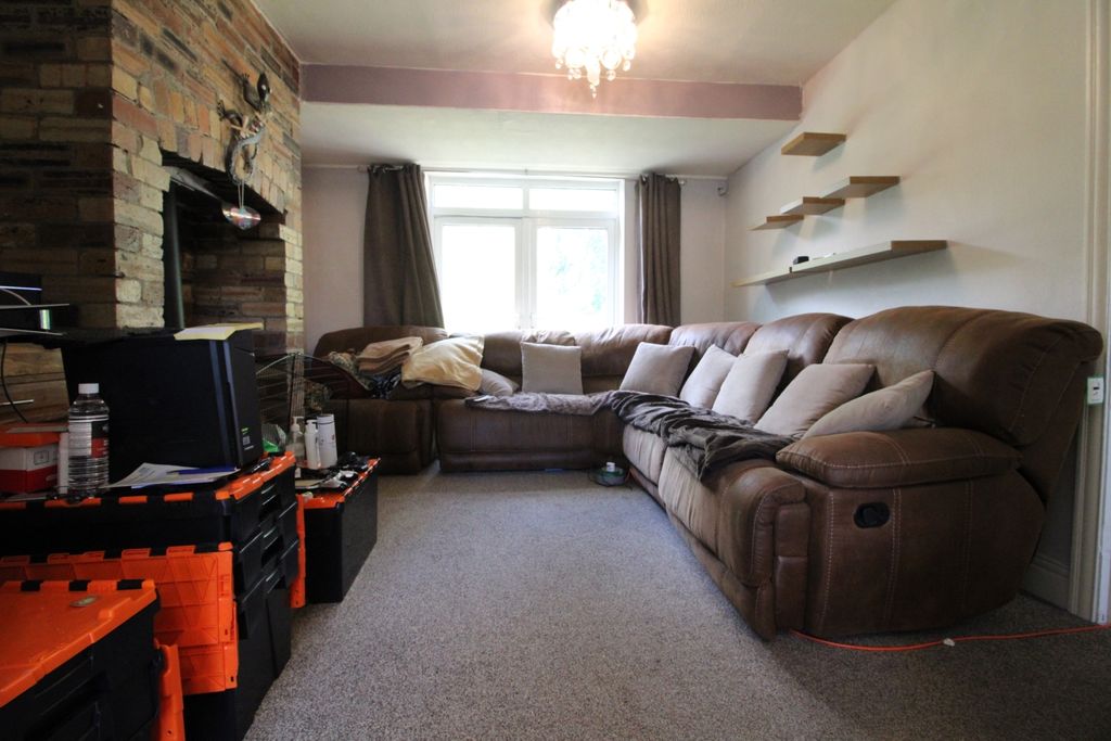 Property photo 3 of 9 C.Lo