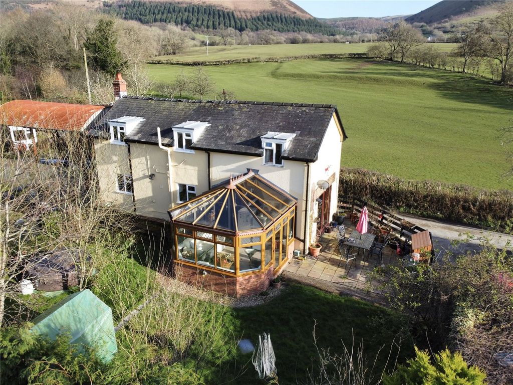 Property photo 2 of 23 Picture No. 05