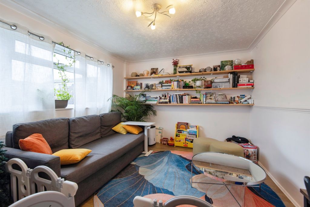 Property photo 3 of 14