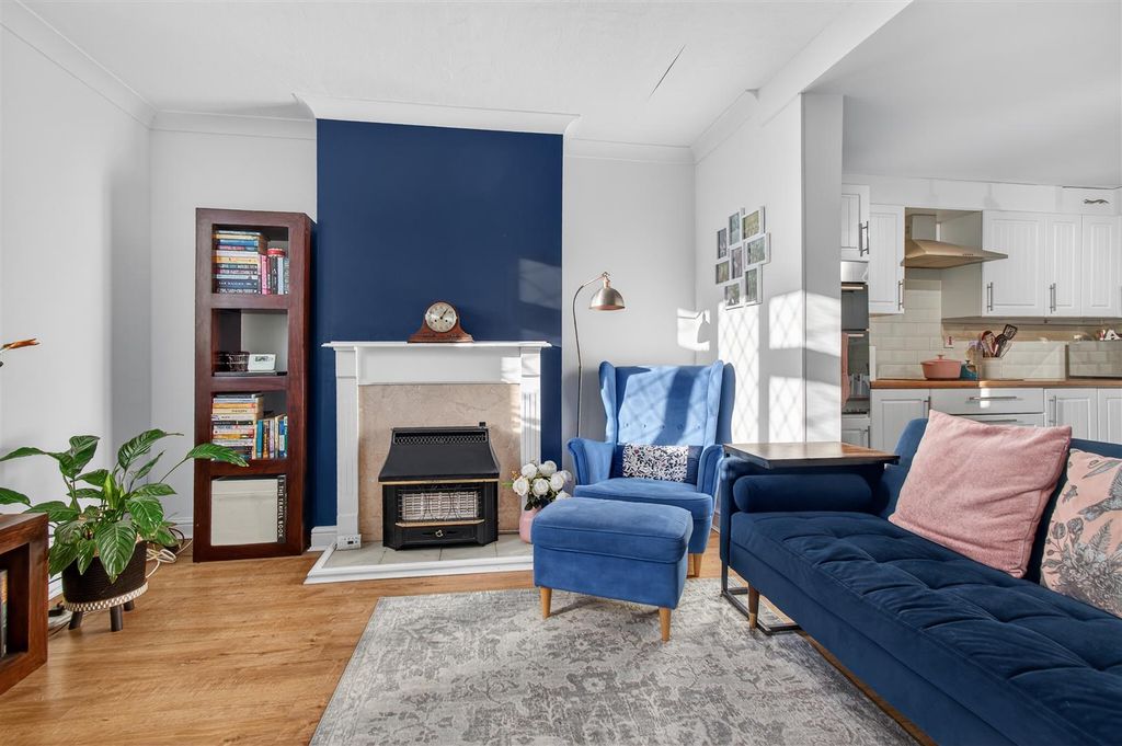 Property photo 2 of 12 Dsc_1552.Jpg