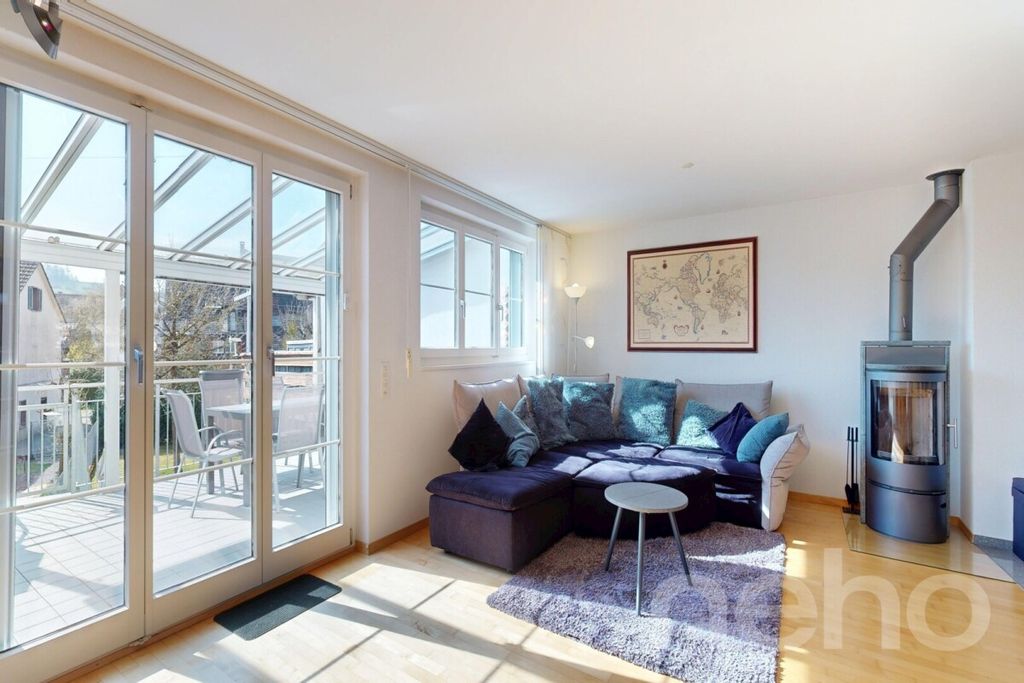 Property photo 1 of 12