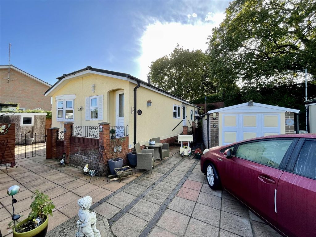 Property photo 1 of 17 Img_5272.Jpg
