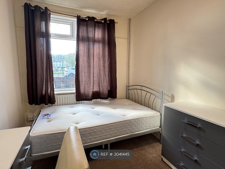 Property photo 3 of 25