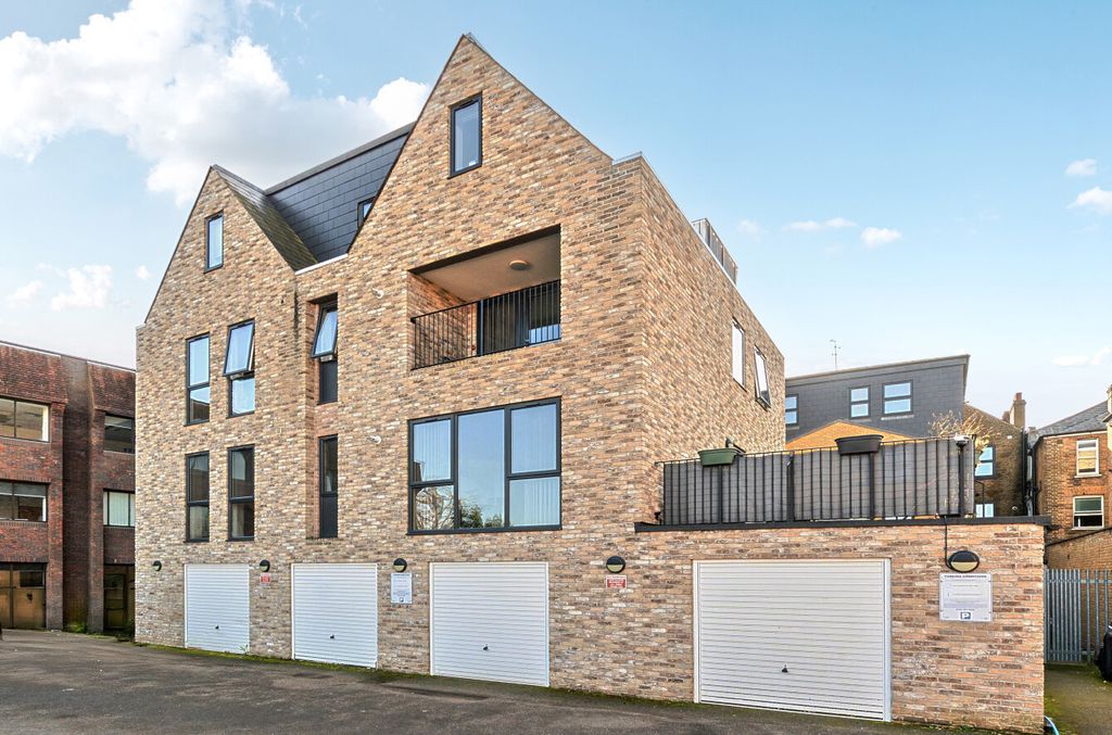 Property photo 1 of 20 Picture 1