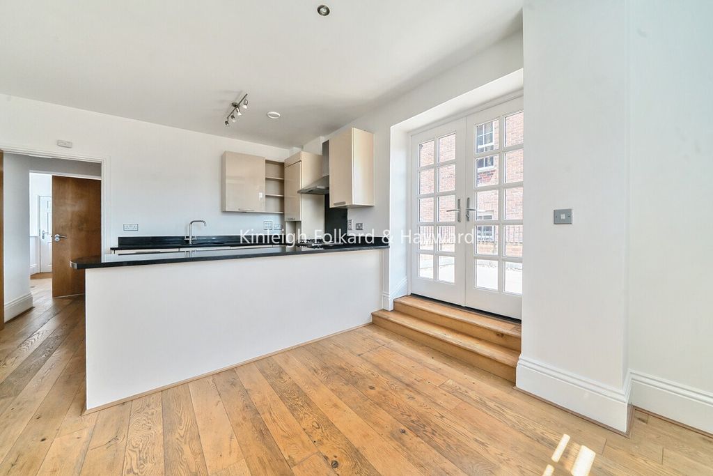 Property photo 2 of 18 Picture No. 08