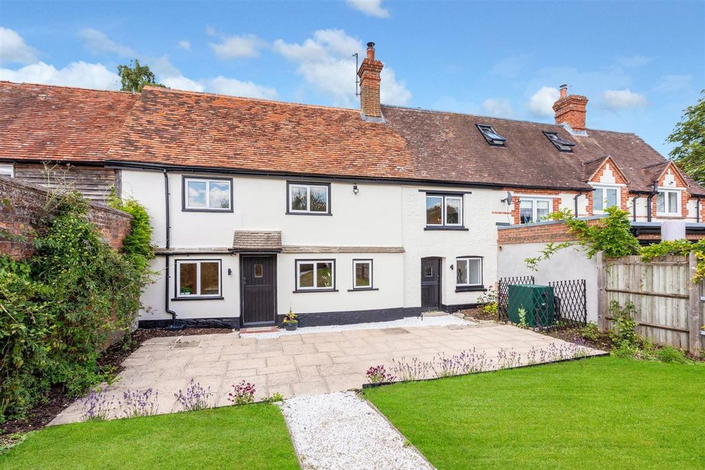 Property photo 1 of 12