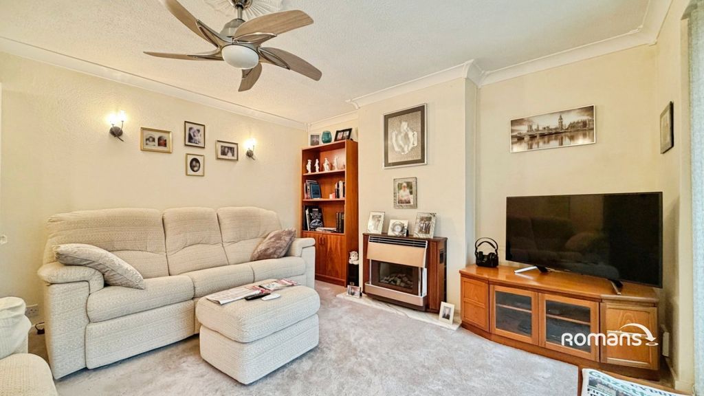 Property photo 3 of 14 Picture No. 15