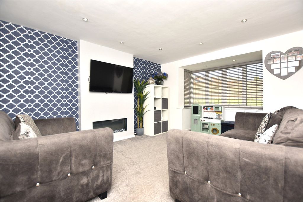 Property photo 2 of 18 Picture No. 07