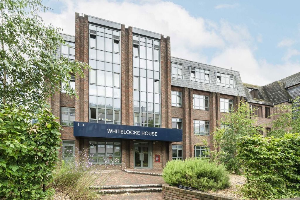 Property photo 1 of 4