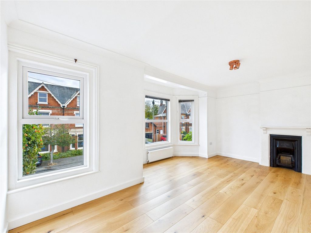 Property photo 2 of 18 Picture No. 03